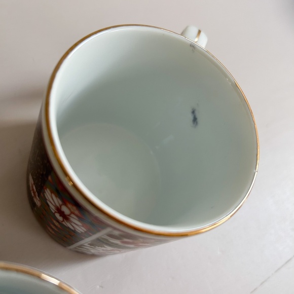 Vintage Old Imari Japanese Mugs - Set of two - smaller cups - Picture 4 of 8